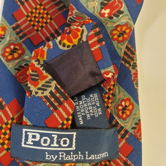 Vintage Polo by Ralph Lauren silk tie - Picture 2 of 5
